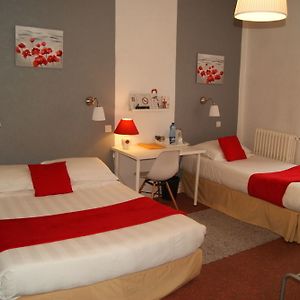 Contact Hotel Les Platanes Villeneuve Sur Lot Centre